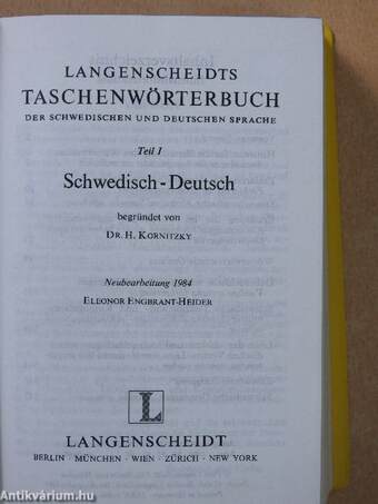 Langenscheidts Taschenwörterbuch der Schwedischen und Deutschen sprache I-II.