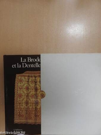 La Broderie et la Dentelle russes