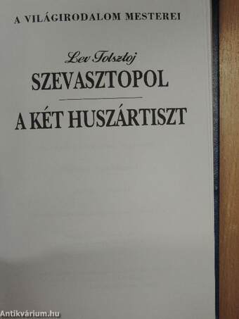 Szevasztopol/A két huszártiszt