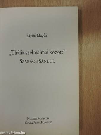 "Thália szélmalmai között"