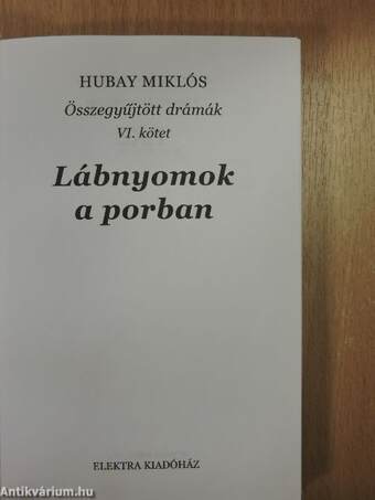 Lábnyomok a porban