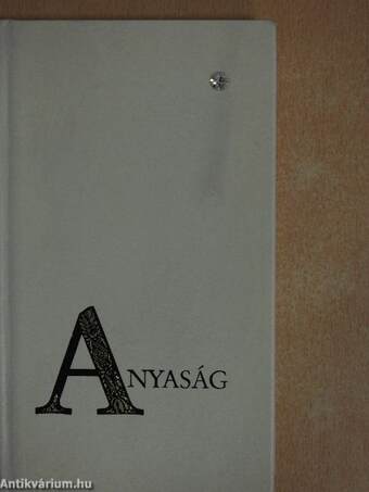 Anyaság