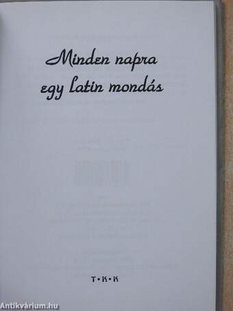 Minden napra egy latin mondás