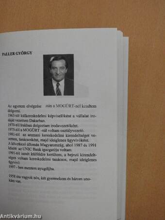 Emlékkönyv a Marx Károly Közgazdaságtudományi Egyetem 1954. évben első évfolyamra beiratkozott nappali tagozatos hallgatóiról