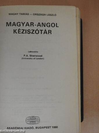 Magyar-angol kéziszótár