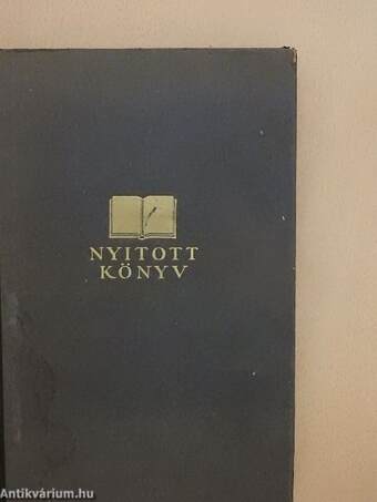 Nyitott könyv