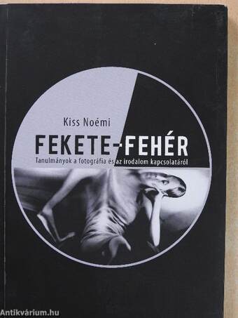 Fekete-fehér