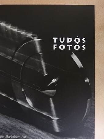 Tudós fotós