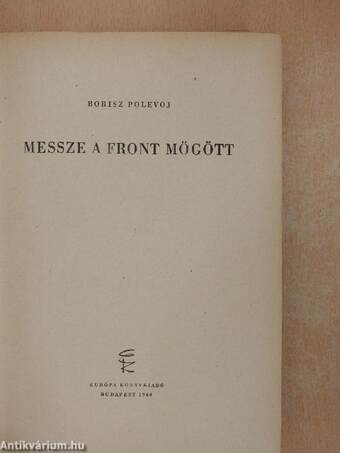 Messze a front mögött