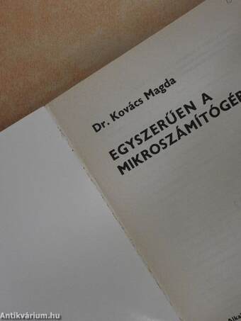 Egyszerűen a MIKROSZÁMÍTÓGÉP-ről