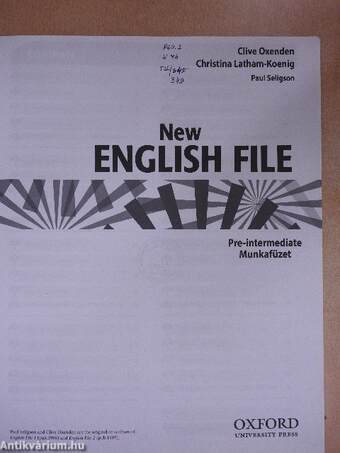 New English File - Pre-intermediate - Munkafüzet - CD-vel