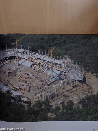 Így épült a debreceni Nagyerdei Stadion