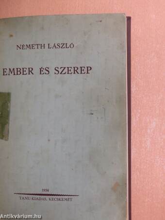 Ember és szerep