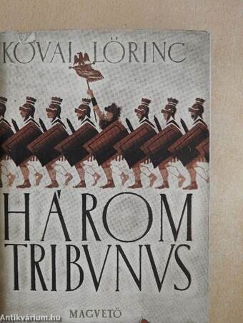 Három tribunus