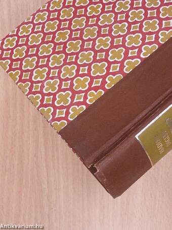 The Amazing Mrs. Pollifax/The Winds of War/The Runaways