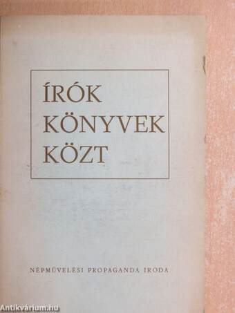 Írók könyvek közt