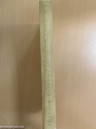 Könyvtáros kisasszony