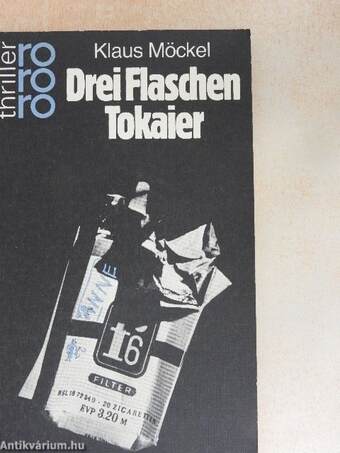 Drei Flaschen Tokaier