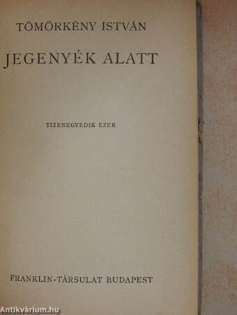 Jegenyék alatt