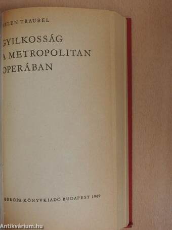 Álom luxuskivitelben/Gyilkosság a Metropolitan Operában/Piszkos Fred közbelép