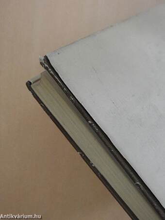 Utazás a fehér asztal körül