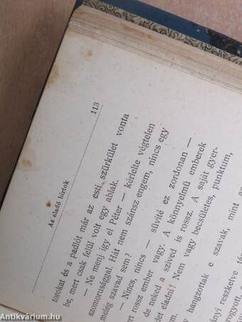 Az eladó birtok/Páva a varjuval