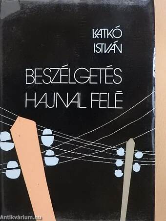 Beszélgetés hajnal felé