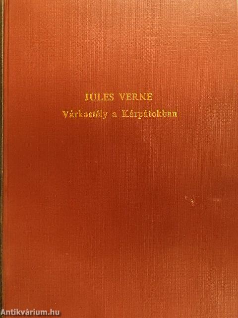 Várkastély a Kárpátokban