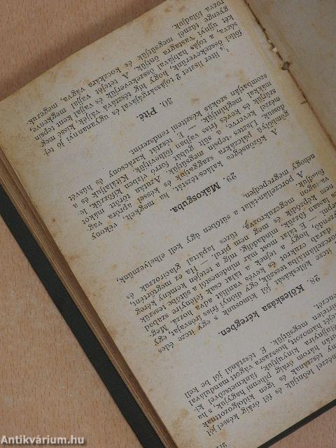 A Magyar Konyha legújabb és legczélszerűbb képes szakácskönyv