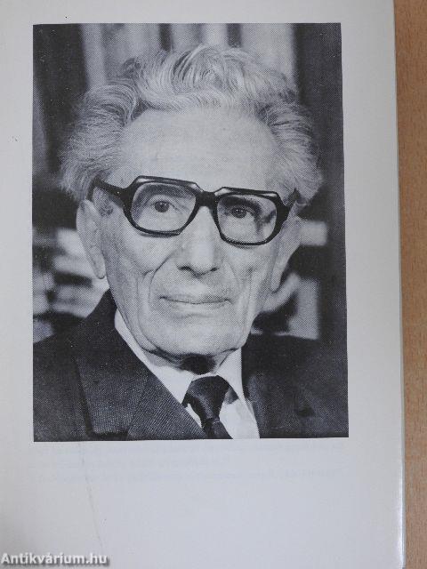 Száz kritika