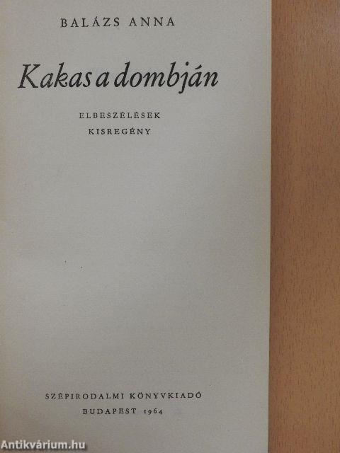 Kakas a dombján