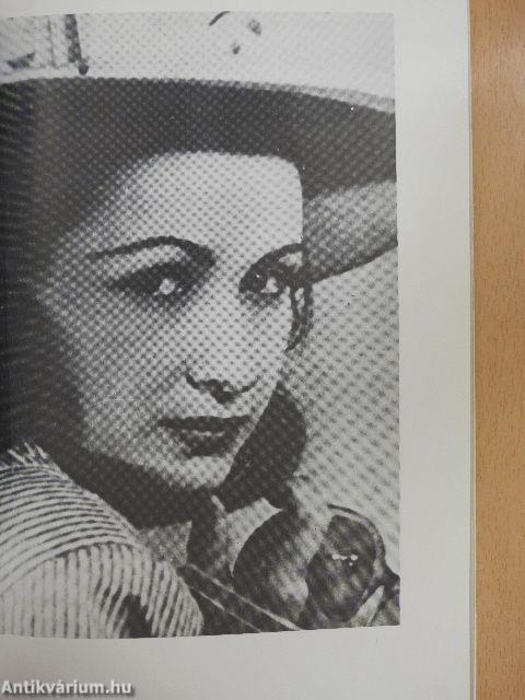 Johanna a kocsmában