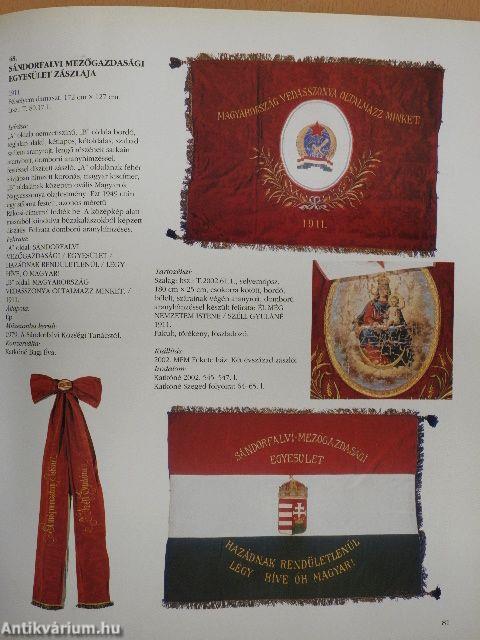 Két évszázad zászlói