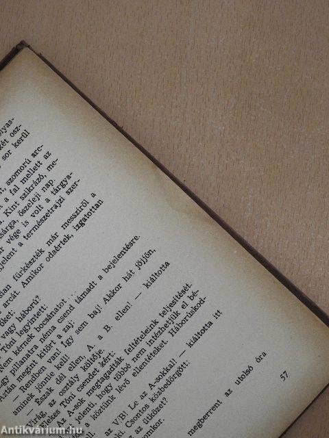 Kitört a diákháború!