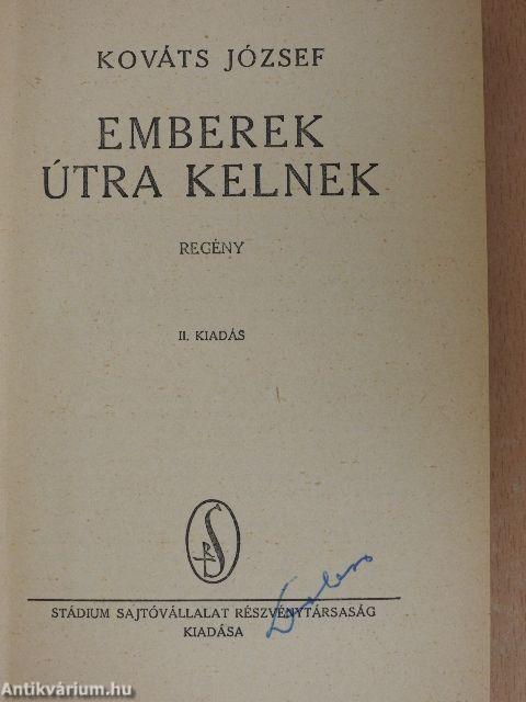 Emberek útra kelnek