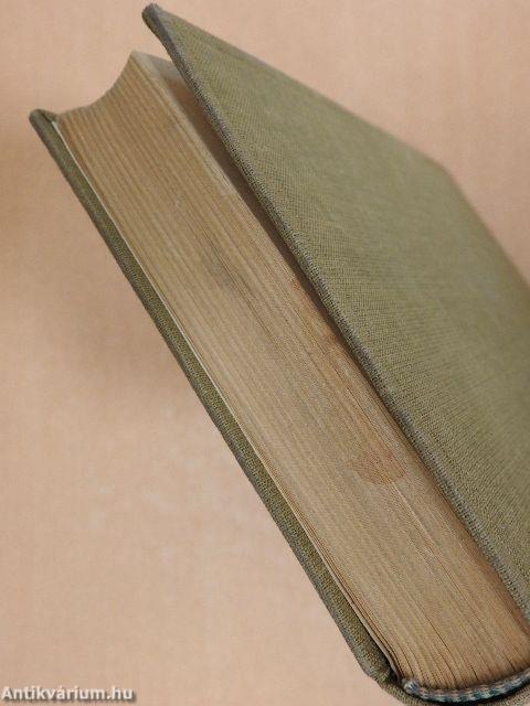 Emberek útra kelnek