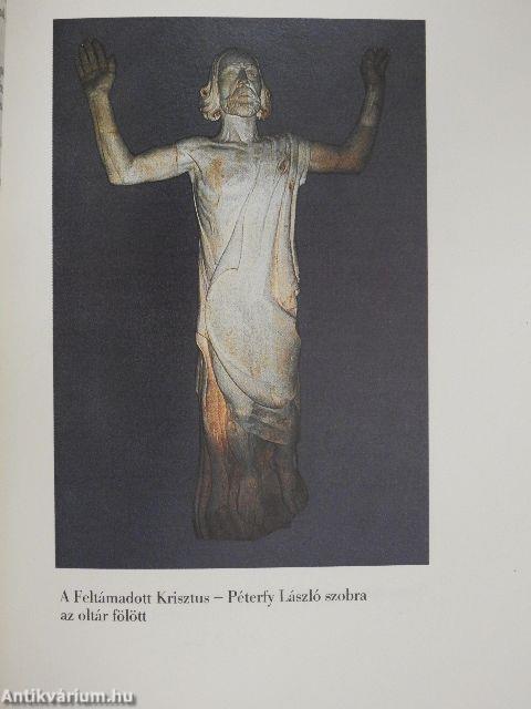 "...hogy néki szent házat építs..."