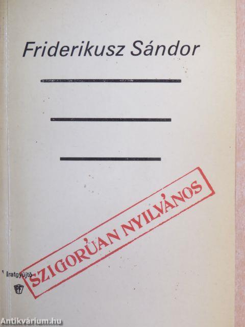 Szigorúan nyilvános