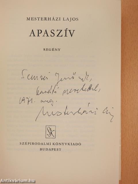 Apaszív (dedikált példány)