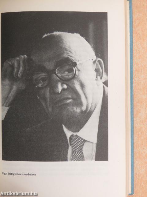 Írók, képek II.