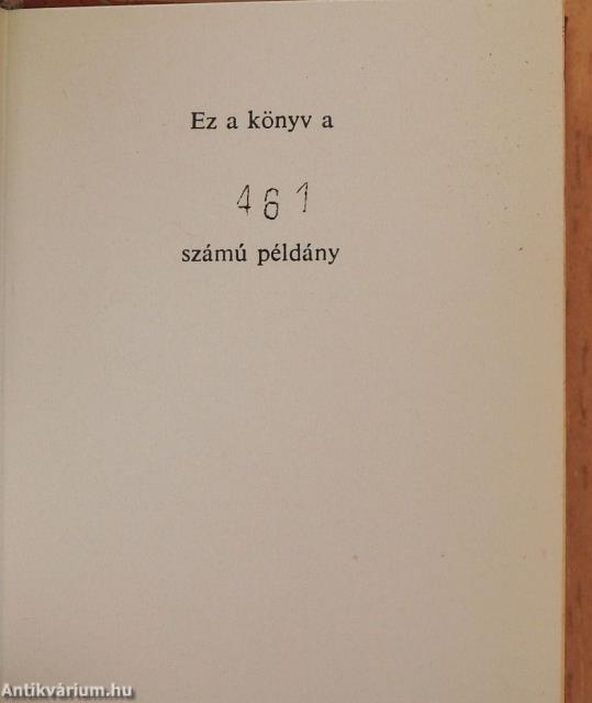 Jön a tömeg... (minikönyv) (számozott)