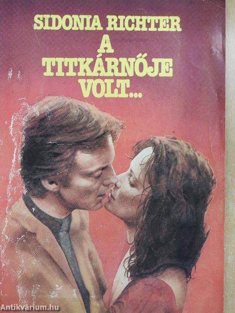 A titkárnője volt...