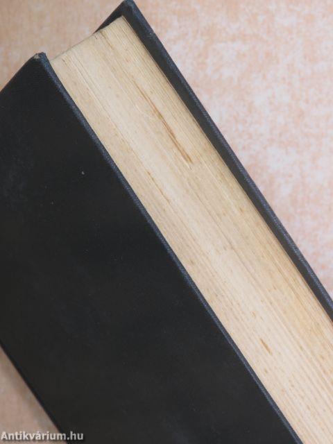 Három kereszt/A birtok