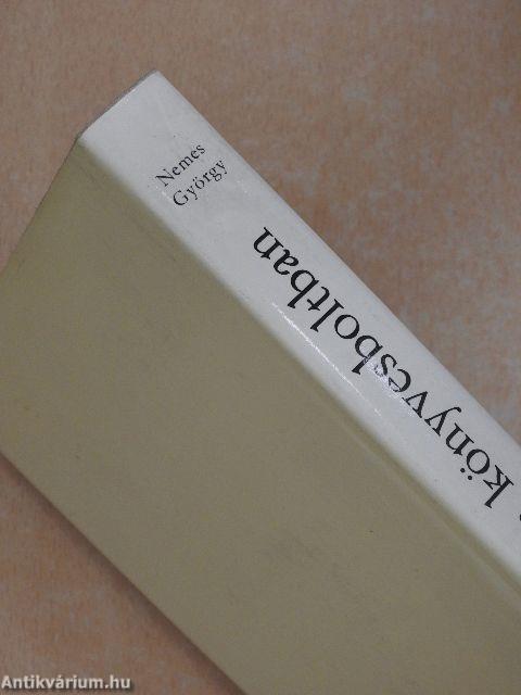 Elefánt a könyvesboltban