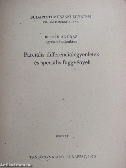 Parciális differenciálegyenletek és speciális függvények