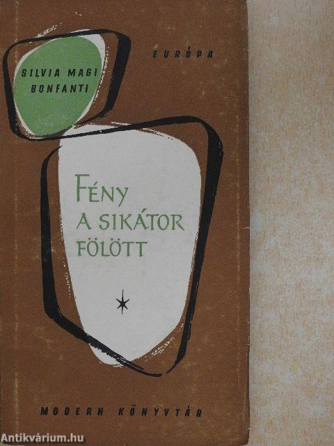 Fény a sikátor fölött