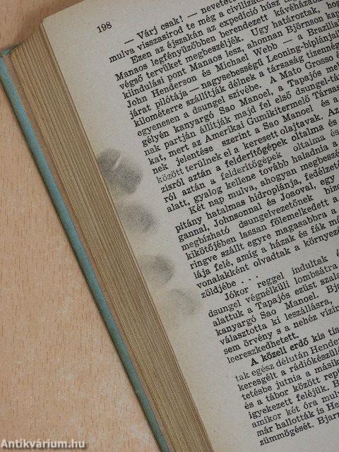 Két világ vándora