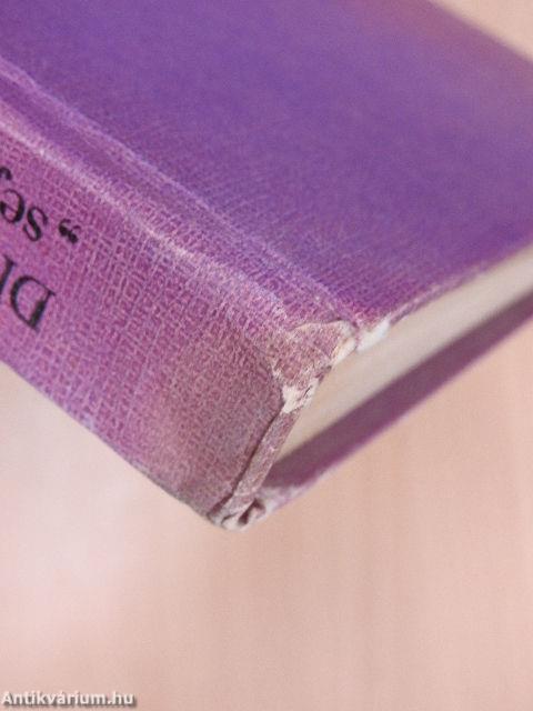 "Sejtelme egy földindulásnak..."