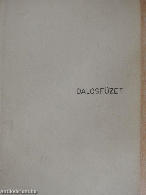 Dalosfüzet