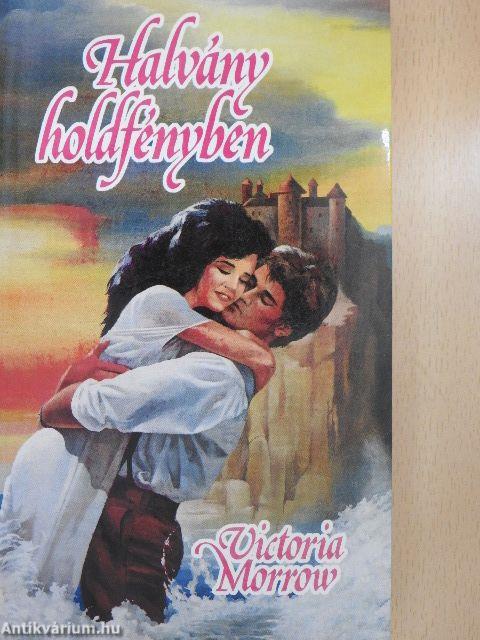 Halvány holdfényben